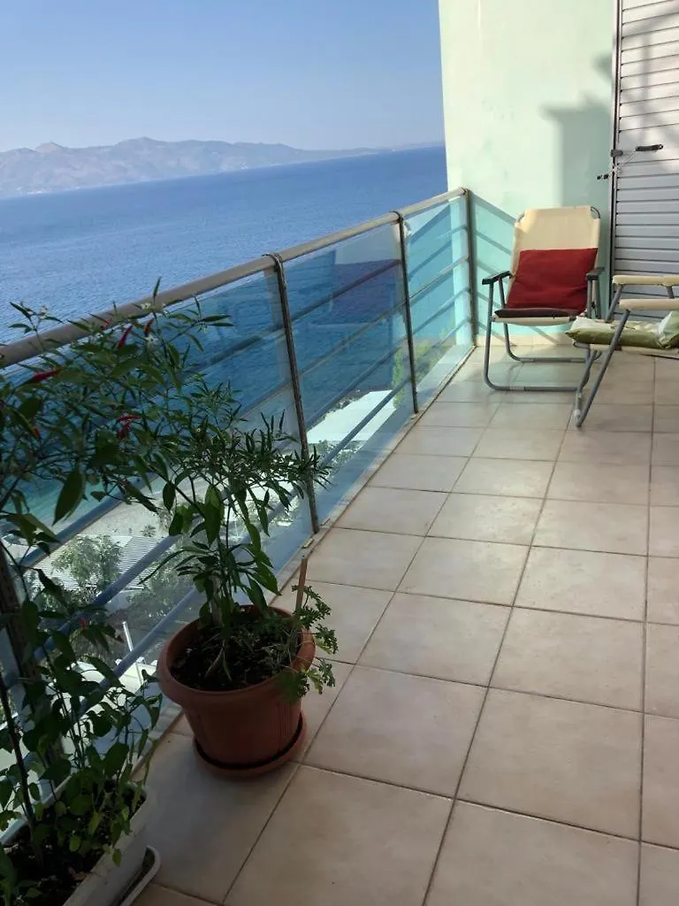 Joni Lägenhet Sarandë